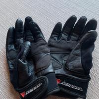 Guanti moto Dainese taglia S con protezioni nocche