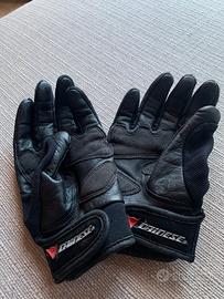 Guanti moto Dainese taglia S con protezioni nocche