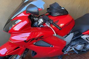 Honda VFR 800 VTEC