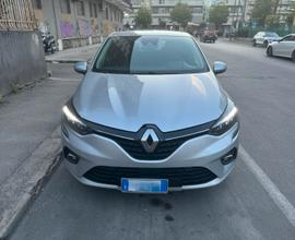 Renault Clio V 1.6 E-Tech hybrid Zen 140cv auto