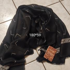 Sciarpa By Alviero Martini originale 