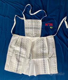 Lotto 5 grembiuli nuovi vintage – 4 in pizzo San G