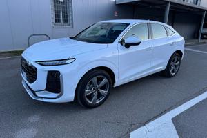 Audi Q3 Sportback 2.0 tdi S line 150cv s-tronic 26