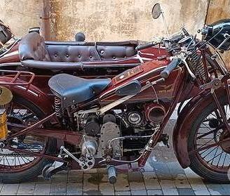 Moto Guzzi sport 15 con Sidecar anni '30