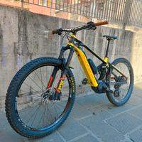Mondraker Level R batteria 880 Watt tg M