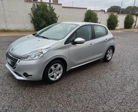 Peugeot 208 1.4 HDi 68 CV 5 porte Allure 2014