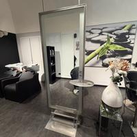 Arredamento salone parrucchiere