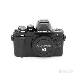 Olympus OM-D E-M10 II - Black