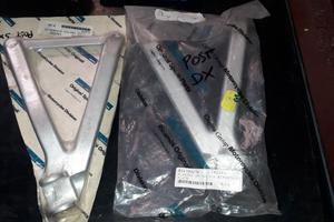 Staffa pedana posteriore dx sx DUCATI 748 916 998