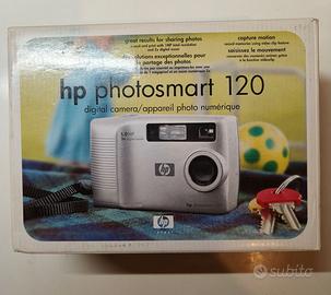 Macchina fotografica vintage HP Photosmart 120