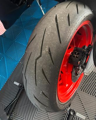 Pirelli Diablo Rosso IV 120/70 - 180/55