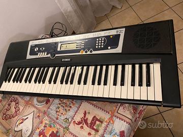 pianola digitale YAMAHA 54030