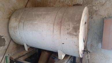 Cisterna cilindrica in metallo 10 ql