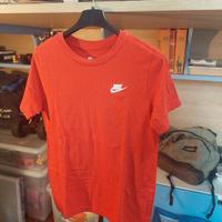maglietta nike rossa nuova