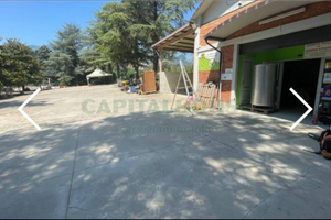 Capannone artigianale/commerciale/agricolo