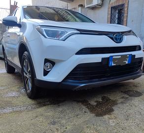 Toyota RAV4 Hibrid 