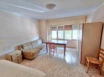 2 LOCALI A PALERMO