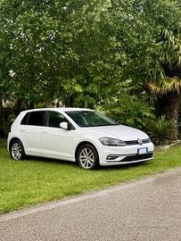 Golf 7.5 tgi automatico + gancio traino