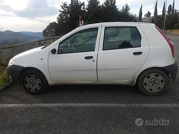 FIAT PUNTO 5 porte a benzina