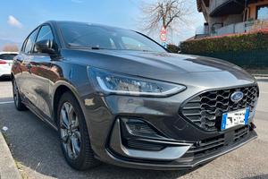 Ford Focus ST-Line Hybrid 125cv 2023 tagliandata