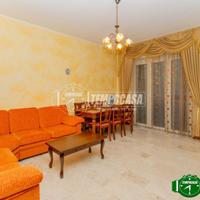 AMPIO 3 LOCALI IN CENTRO A BAREGGIO!!!