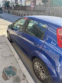 Fiat punto  700euro escluso passaggio