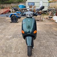 Piaggio Vespa ET 4 125 pre leader 