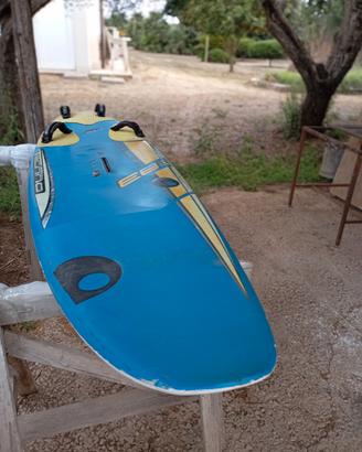 windsurf beach techno