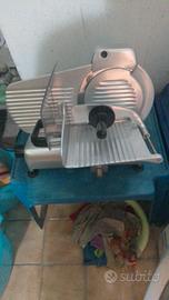 affettatrice lama 22 cm
