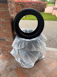 Pneumatici invernali 235/50R19 Hankook