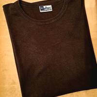 T-shirt Asics maniche corte .