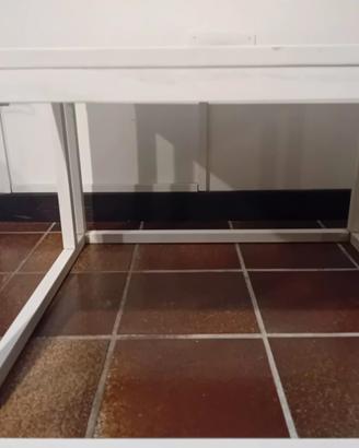 Tavolino da salotto quadrato moderno