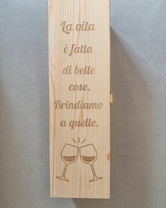 Cassetta in legno per vino personalizzata