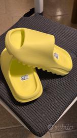 ciabatte yezzy Adidas 