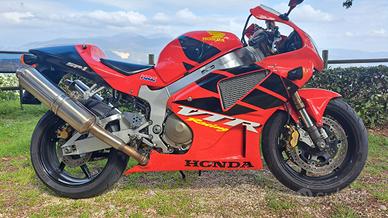 Honda VTR SP1