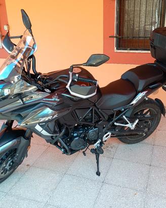 Benelli trk 502