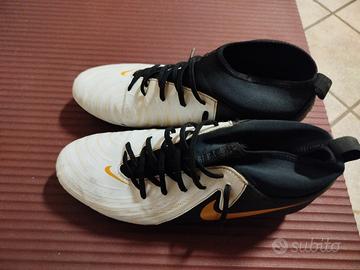 scarpe da calcio 