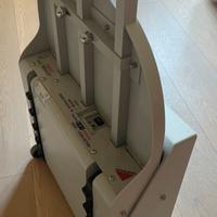 Carrello saliscale elettrico