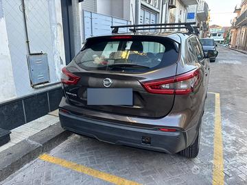 Nissan qasqhai