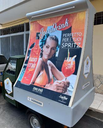 ape piaggio vela pubblicitaria