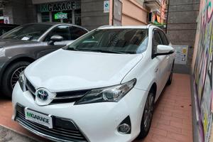 Toyota Auris TS 1.8 Hybrid Lounge - BATTERIE SOSTI