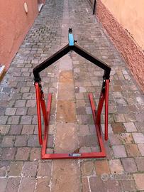 Cavalletto moto anteriore