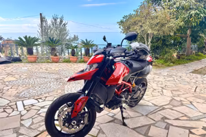 Ducati Hypermotard 950-2024-7500 KM