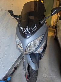 Moto Yamaha tmax 500