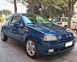 Renault clio 1.8 16v