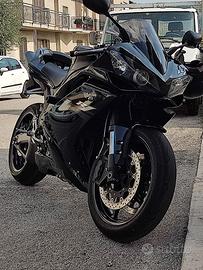 Yamaha R1 black edition A.s.i.