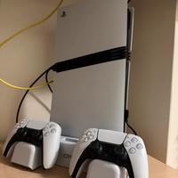 Ps5 Pro 2TB Digital 2 controller e base