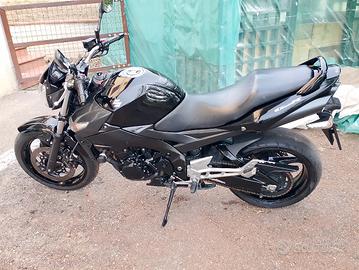 moto GRS 