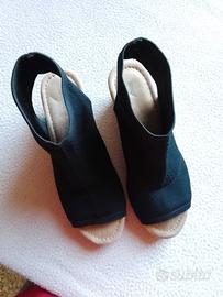 sandali donna con zeppa n. 39