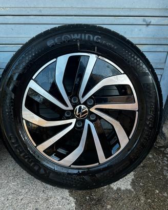 Cerchi in lega 15” volkswagen